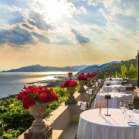 Villa Riviera Resort Lavagna Ngoại thất bức ảnh